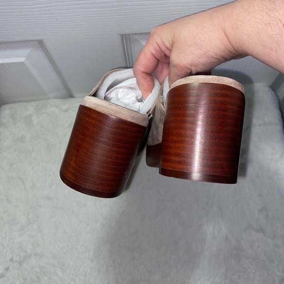 Chocolat Blu Vanessa Clog Leather shoe size 7 NWOT sandal - Picture 7 of 10